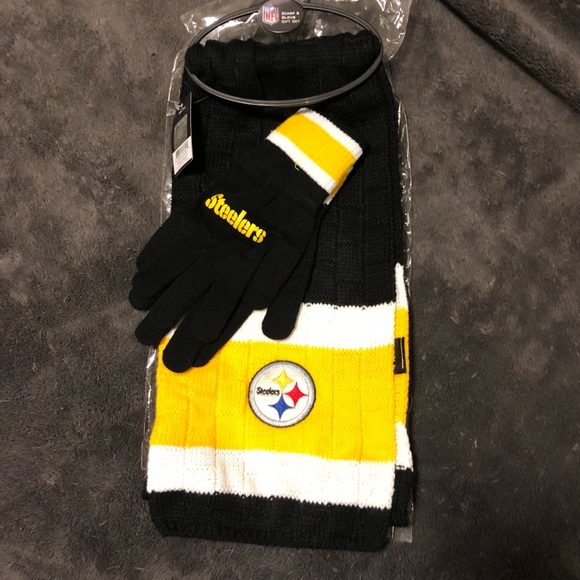 pittsburgh steelers scarf and gloves